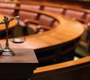 وکیل بسیار عالی در جزیره کیش